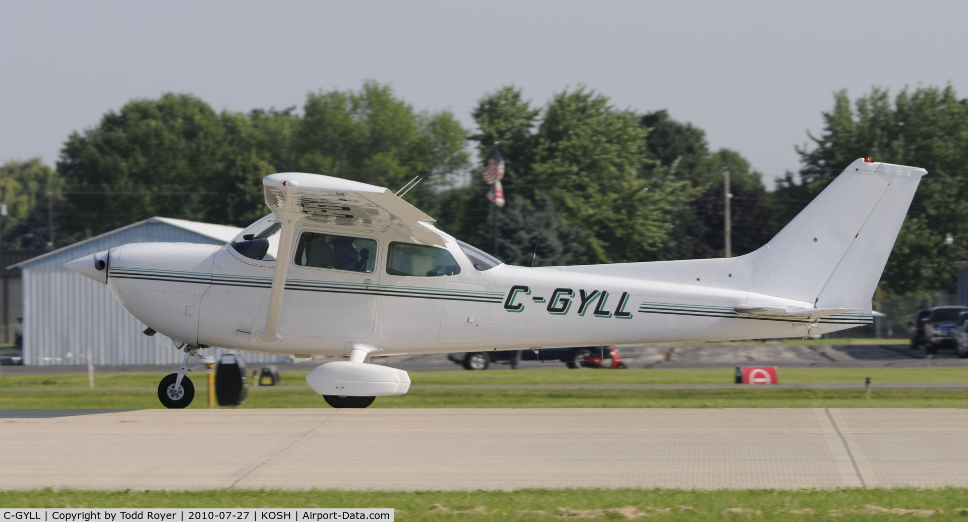 C-GYLL, 1976 Cessna R172K Hawk XP C/N R1722220, EAA AIRVENTURE 2010