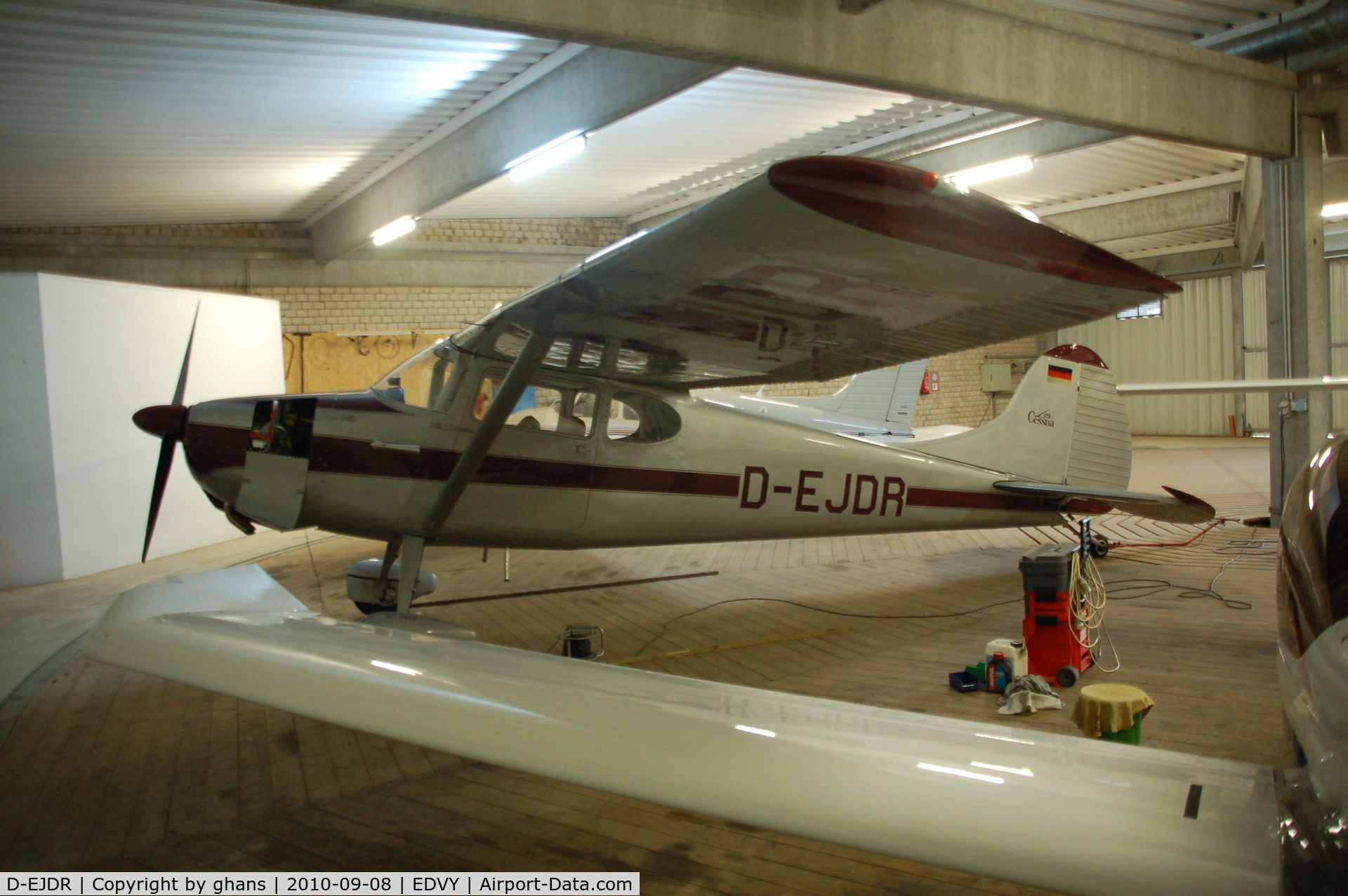 D-EJDR, Cessna 170A C/N 19370, @ Porta Westfalica