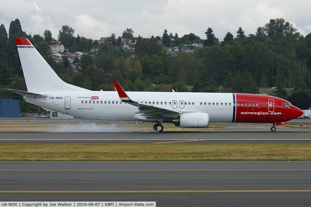 LN-NOX, 2010 Boeing 737-8JP C/N 37818, Norwegian Air Shuttle smokes the tires after a pre-delivery test flight.  Model: 737-8JP.
Serial number: 37818  Line number: 3384