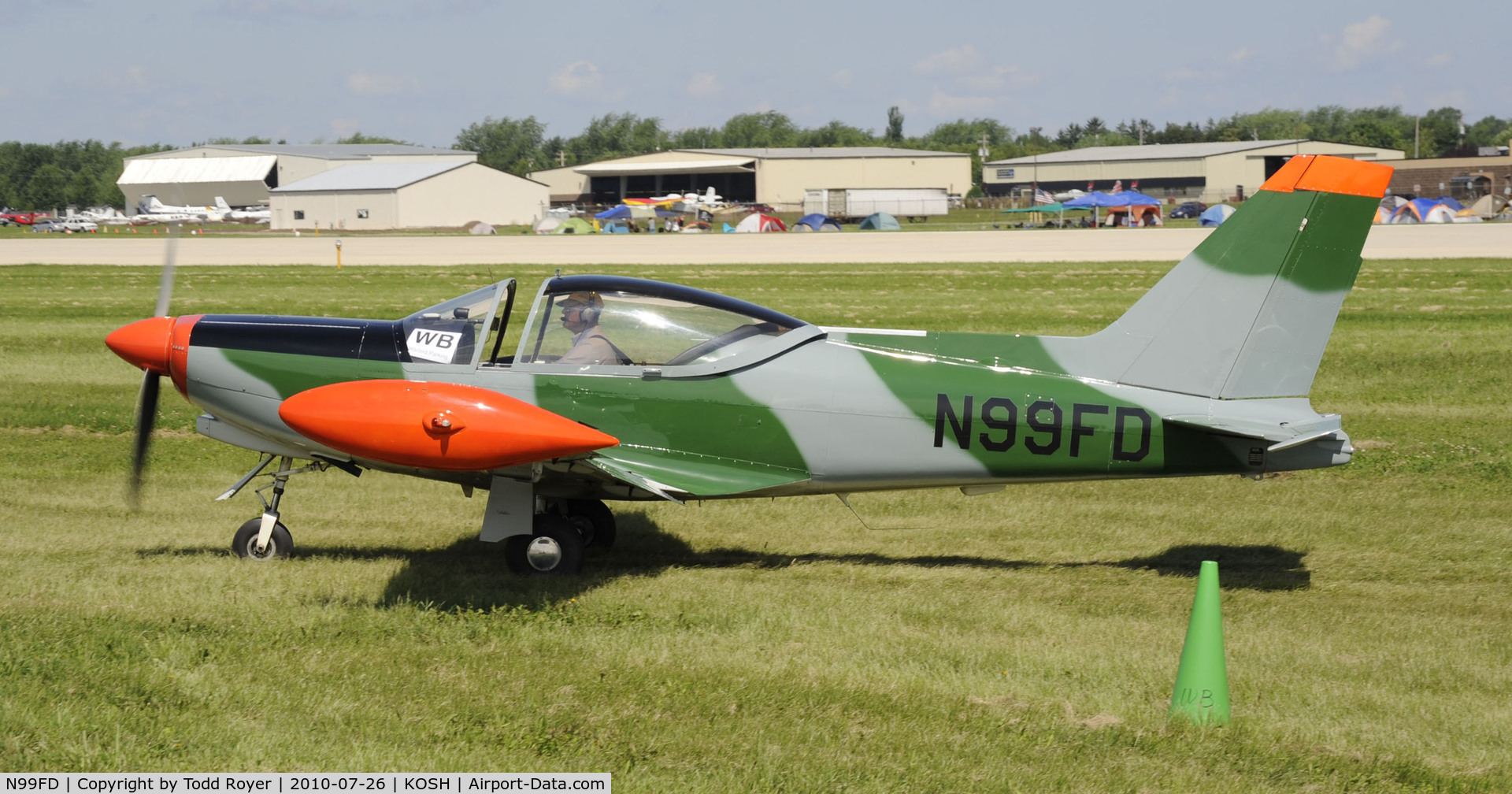 N99FD, 1991 SIAI-Marchetti SF-260D C/N 787, EAA AIRVENTURE 2010