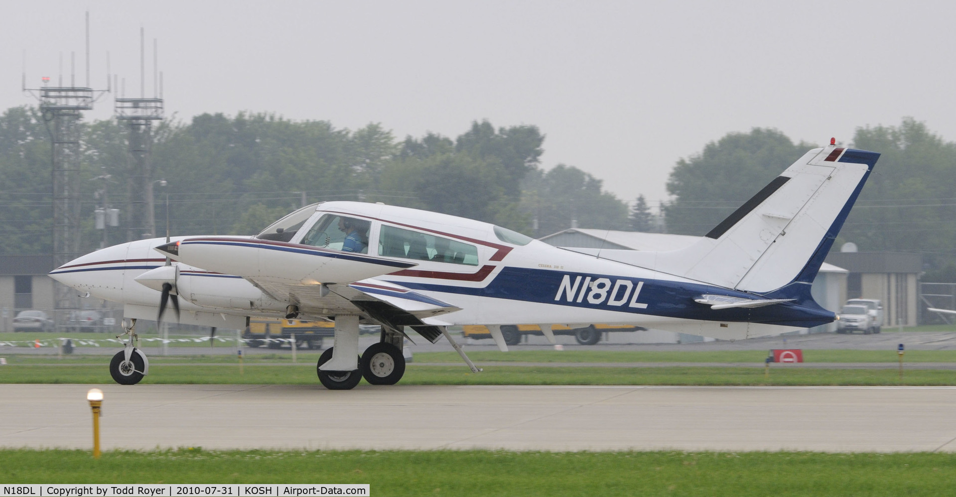 N18DL, 1977 Cessna T310R C/N 310R1251, EAA AIRVENTURE 2010
