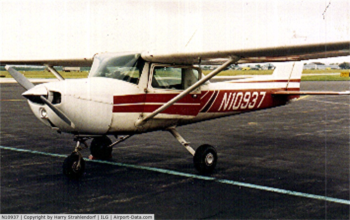 N10937, 1973 Cessna 150L C/N 15075151, Shot this while taking flying lessons at ILG