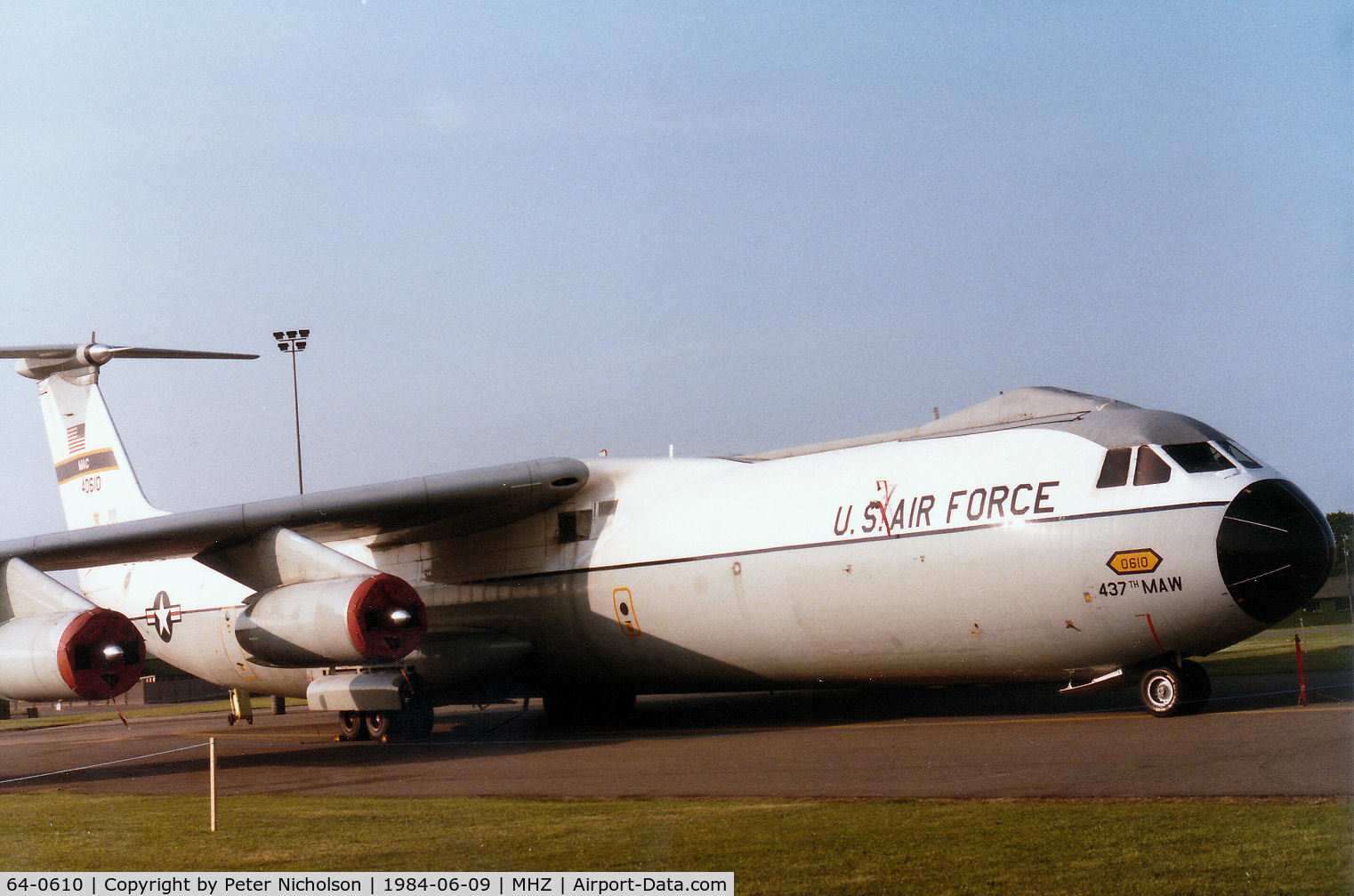 64-0610, 1964 Lockheed C-141A Starlifter C/N 300-6023, C-141A Starlifter of 437th Military Airlift Wing at Charleston AFB on display at the 1984 RAF Mildenhall Air Fete.