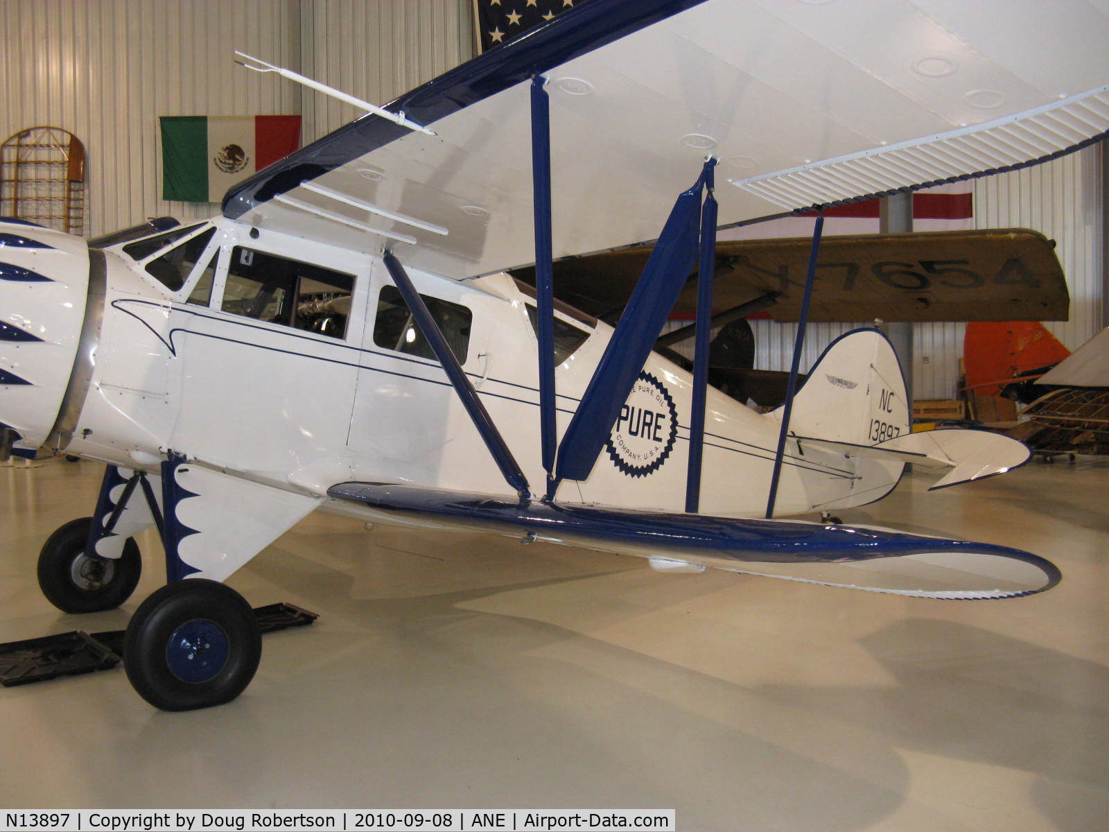 N13897, 1934 Waco UKC C/N 3842, 1934 Waco UKC, Continental W670 210 Hp, at Golden Wings Museum