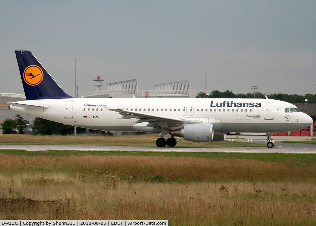 D-AIZC, 2009 Airbus A320-214 C/N 4153, Taking off rwy 18