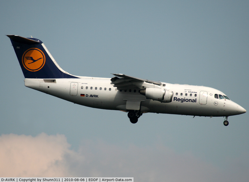 D-AVRK, 1996 British Aerospace Avro 146-RJ85 C/N E.2278, Landing rwy 07R