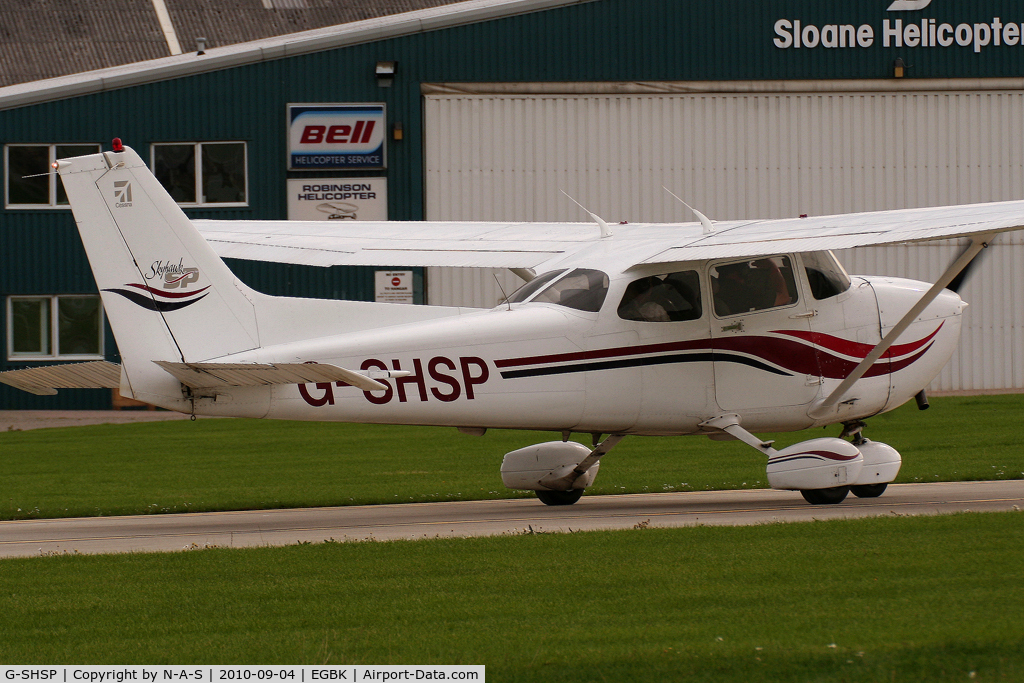 G-SHSP, 1999 Cessna 172S C/N 172S8079, LAA Rally 2010