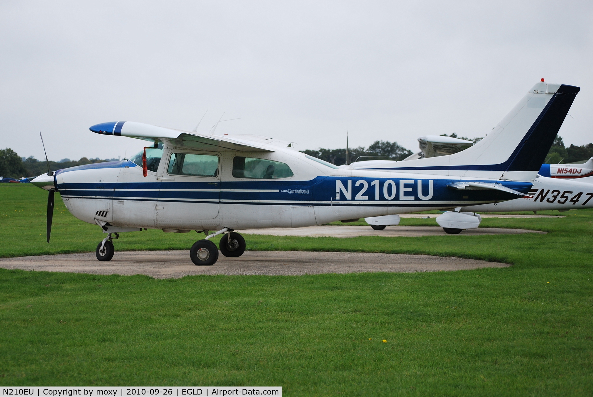 N210EU, Cessna T210L Turbo Centurion C/N 21061152, Cessna T210L Turbo Centurion II at Denham