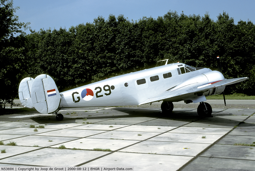 N5369X, 1952 Beech D18S-3NM C/N CA-254, the current registration PH-KHV was allotted in 2003.
