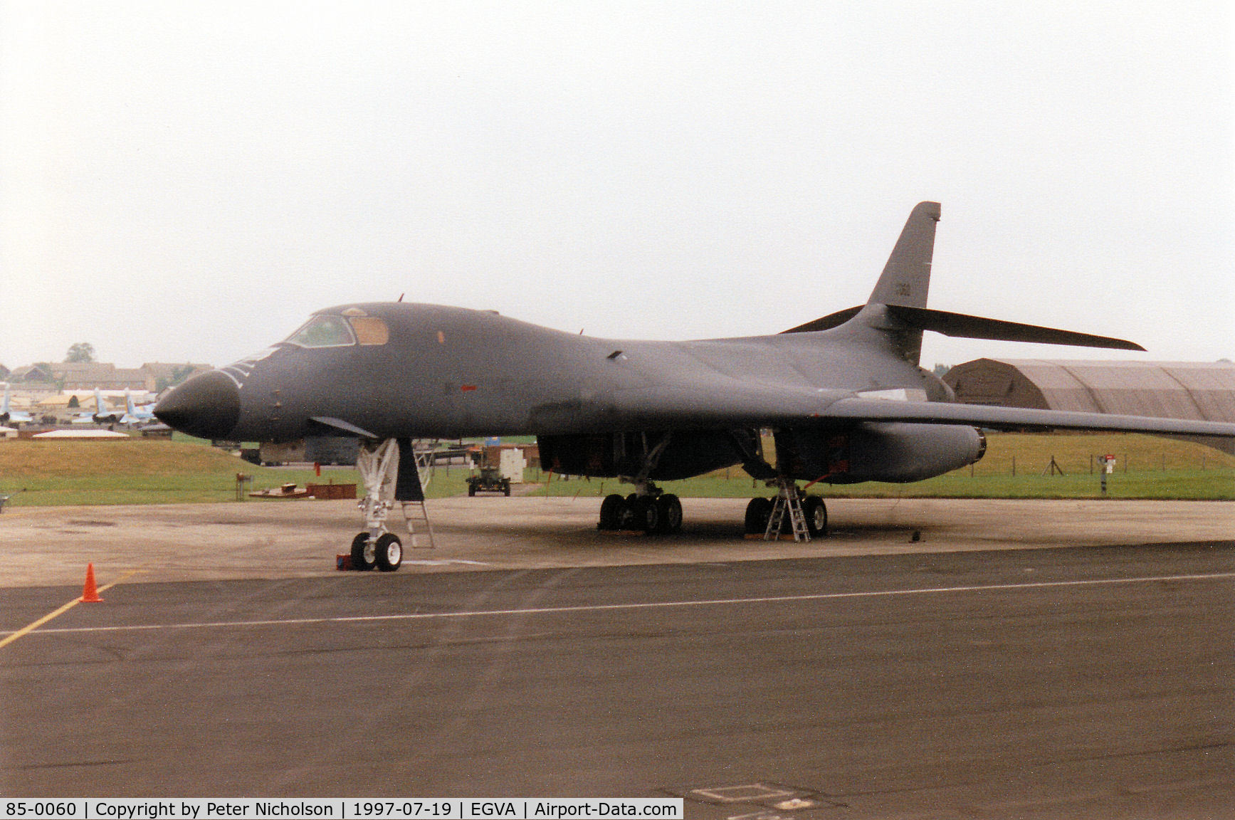 85-0060, 1985 Rockwell B-1B Lancer C/N 20, B-1B Lancer, callsign Jayhawk 52, of the Kansas Air National Guard's 184th Bomb Wing on the flight-line at the 1997 Intnl Air Tattoo at RAF Fairford.