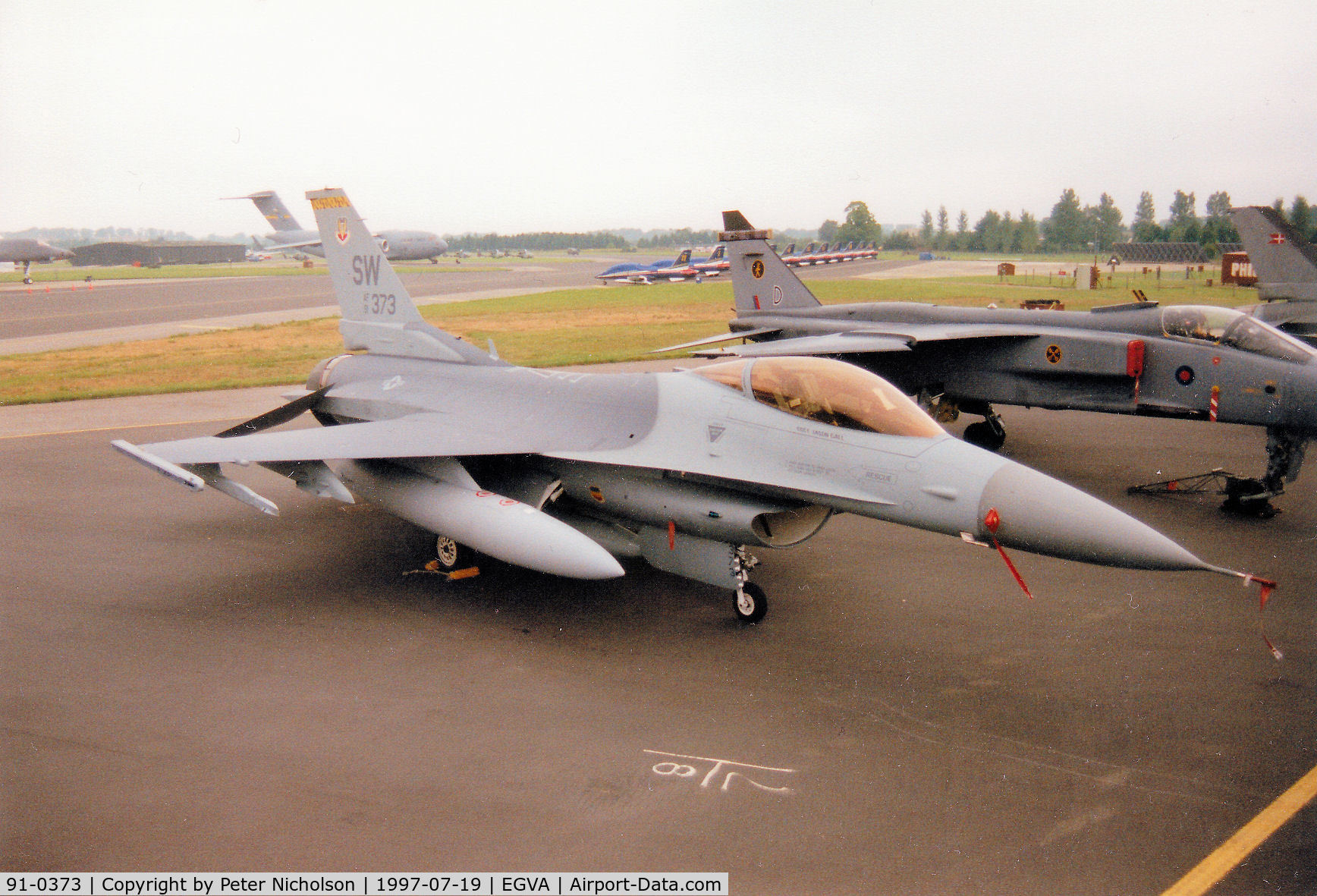 91-0373, 1991 General Dynamics F-16C Fighting Falcon C/N CC-71, F-16C Falcon, callsign Trend 64,  of Shaw AFB's 20th Fighter Wing on the flight-line at the 1997 Intnl Air Tattoo at RAF Fairford.