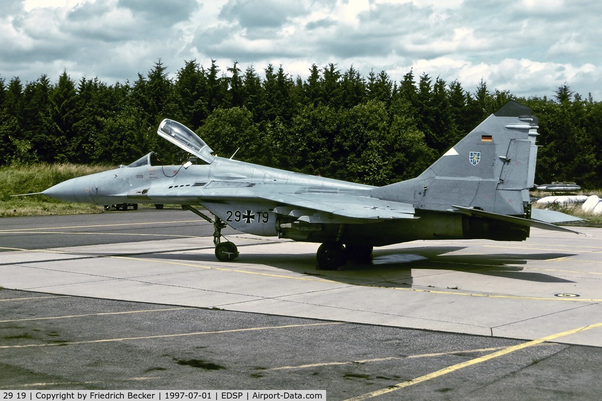 29 19, Mikoyan-Gurevich MiG-29G C/N 2960526414, German Air Force MiG29A at Fliegerhorst Pferdsfeld