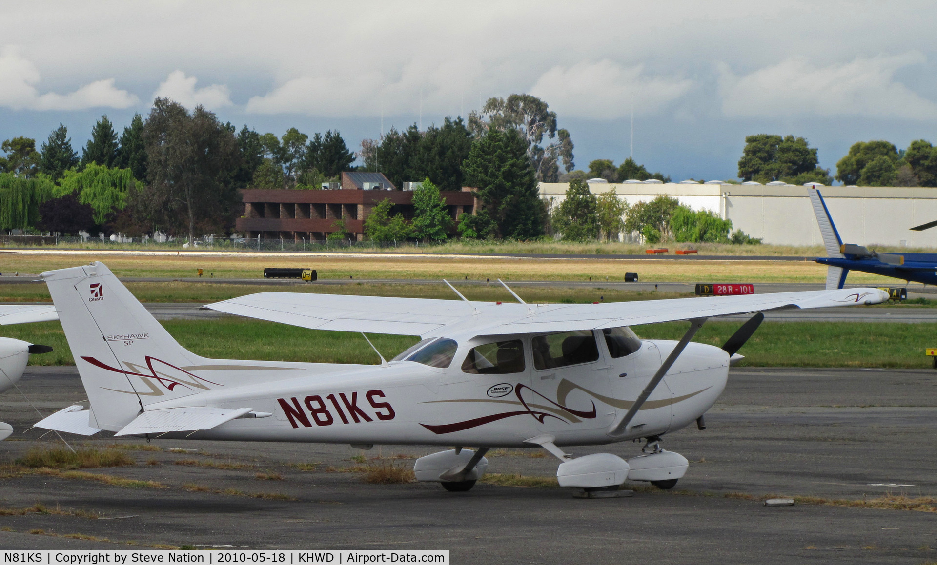 N81KS, 2008 Cessna 172S C/N 172S10659, Colorado-based 2008 Cessna 172S visiting Hayward, CA