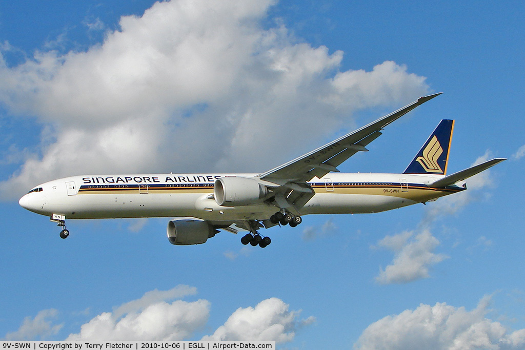 9V-SWN, 2008 Boeing 777-312/ER C/N 34579, Singapore Airlines Boeing B777-312ER, c/n: 34579 at Heathrow