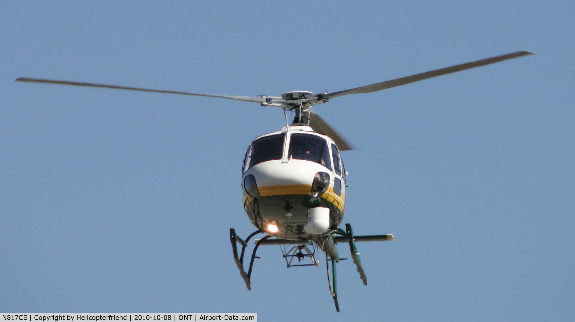 N817CE, Eurocopter AS-350B-3 Ecureuil Ecureuil C/N 4209, Inbound to SCE helipad on the southside