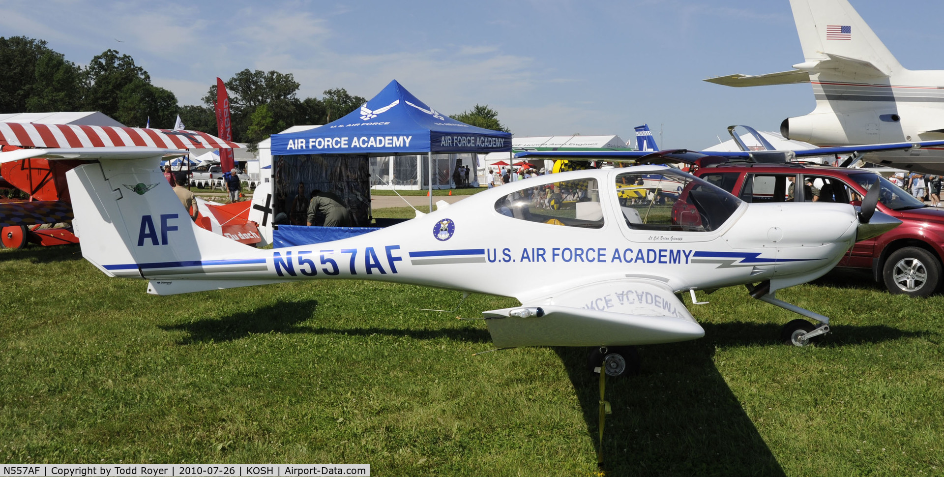 N557AF, Diamond DA-40 Diamond Star C/N 40.1057, EAA AIRVENTURE 2010