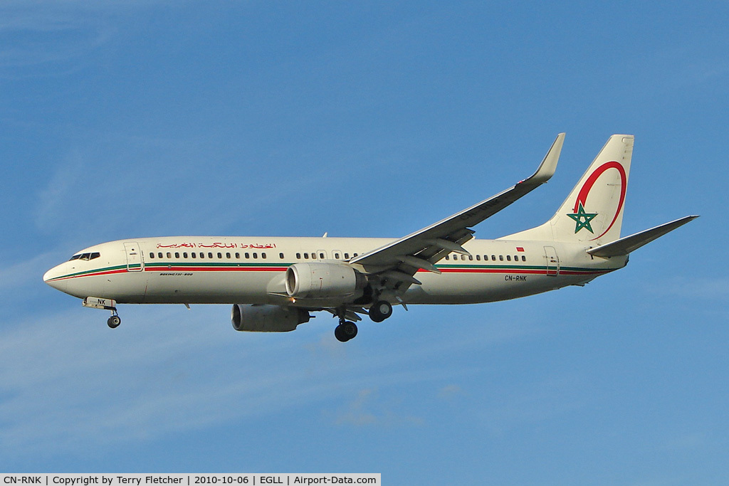 CN-RNK, 1998 Boeing 737-8B6 C/N 28981, Royal Air Maroc's Boeing 737-8B6, c/n: 28981 at Heathrow