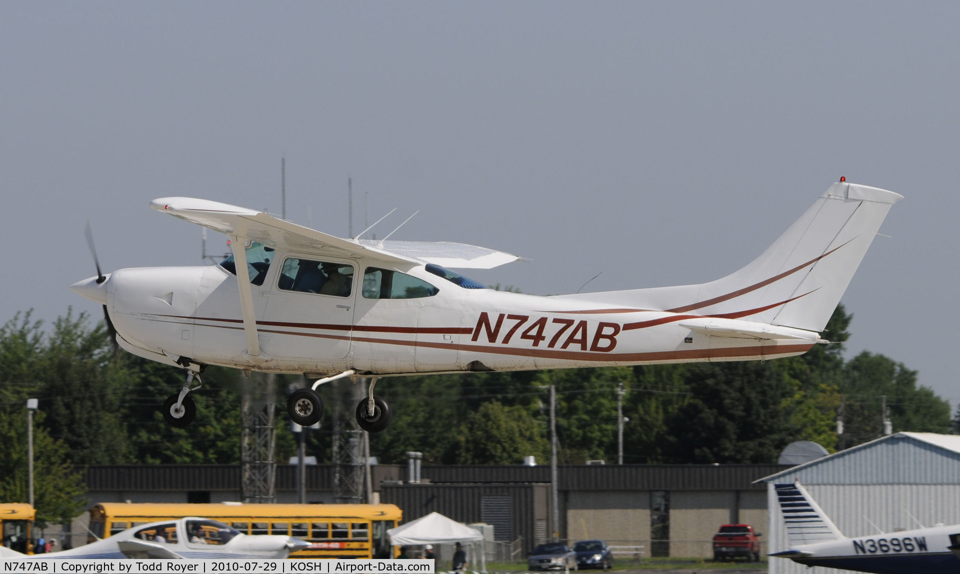 N747AB, 1979 Cessna R182 Skylane RG C/N R18201302, EAA AIRVENTURE 2010