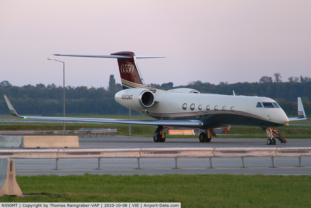 N550MT, 2003 Gulfstream Aerospace GV-SP (G550) C/N 5026, Jetclub Gulfstream 550