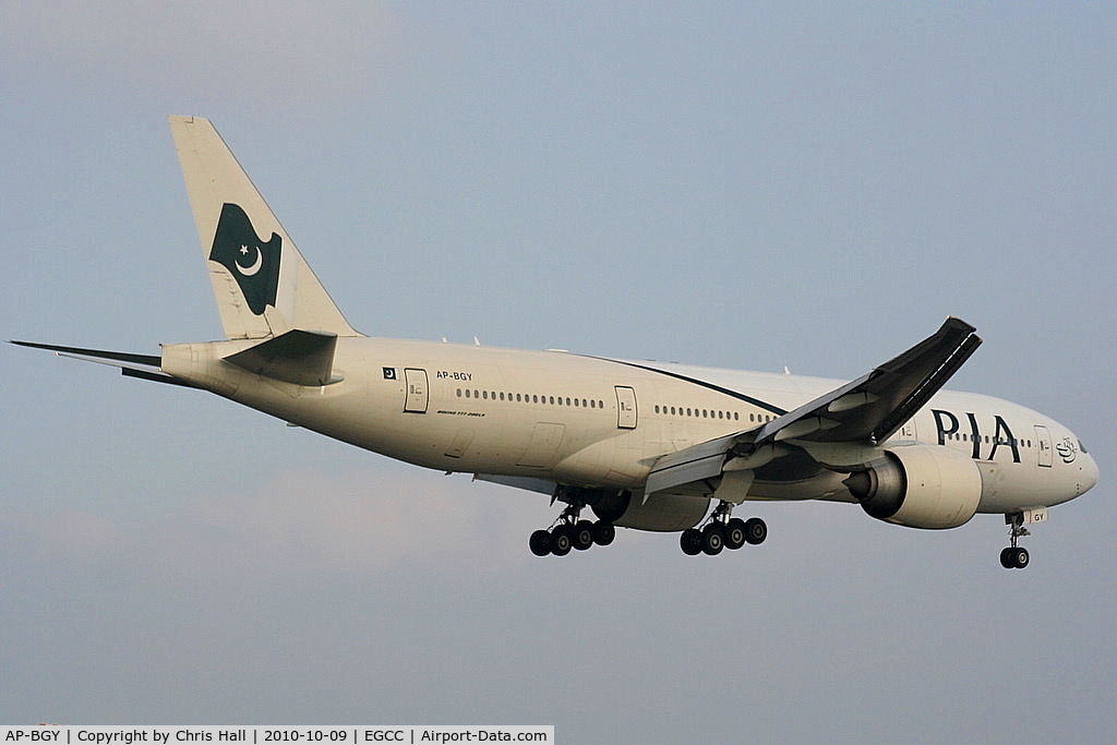 AP-BGY, 2005 Boeing 777-240/LR C/N 33781, Pakistan International Airlines