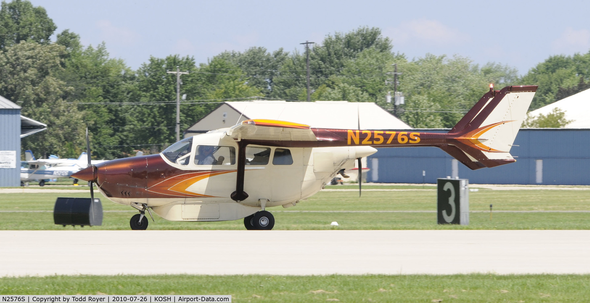 N2576S, 1968 Cessna T337C Turbo Super Skymaster C/N 337-0876, EAA AIRVENTURE 2010