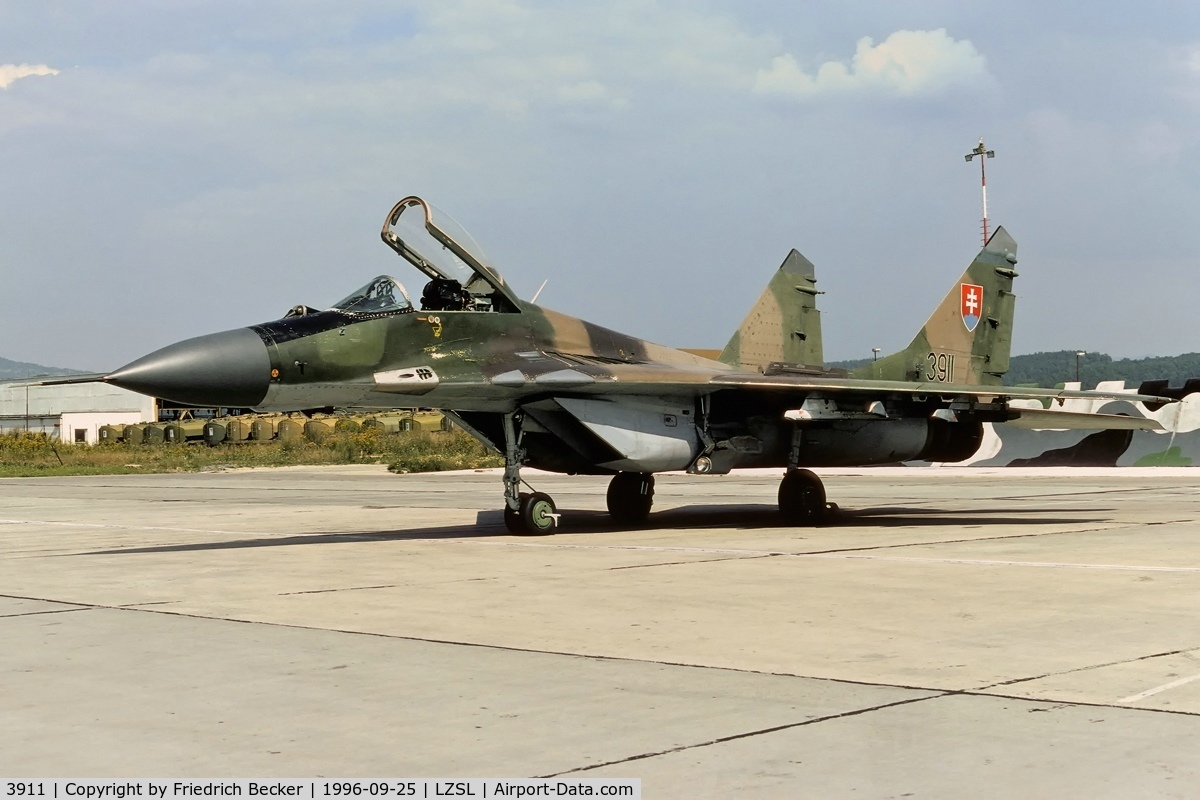 3911, Mikoyan-Gurevich MiG-29AS C/N 2960532039, flightline at Sliac AB