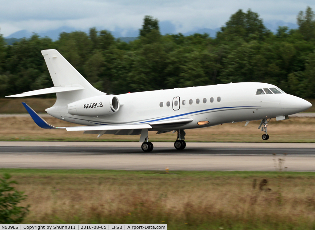 N609LS, Dassault Falcon 2000EX C/N 176, Landing rwy 16