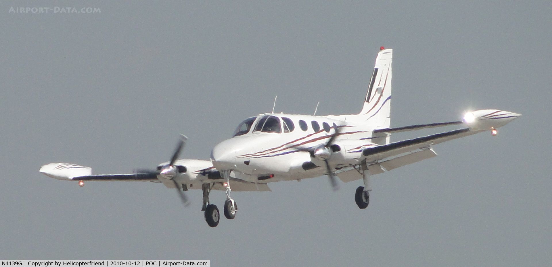 N4139G, Cessna 340A C/N 340A0310, Over the LA Co Fair grounds on final to runway 26L