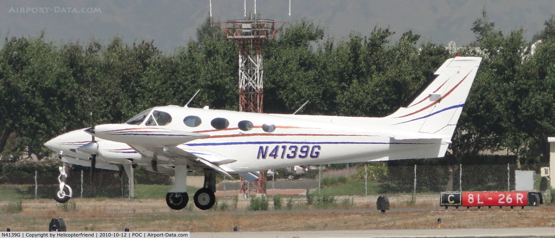 N4139G, Cessna 340A C/N 340A0310, Setting her down gently on runway 26L