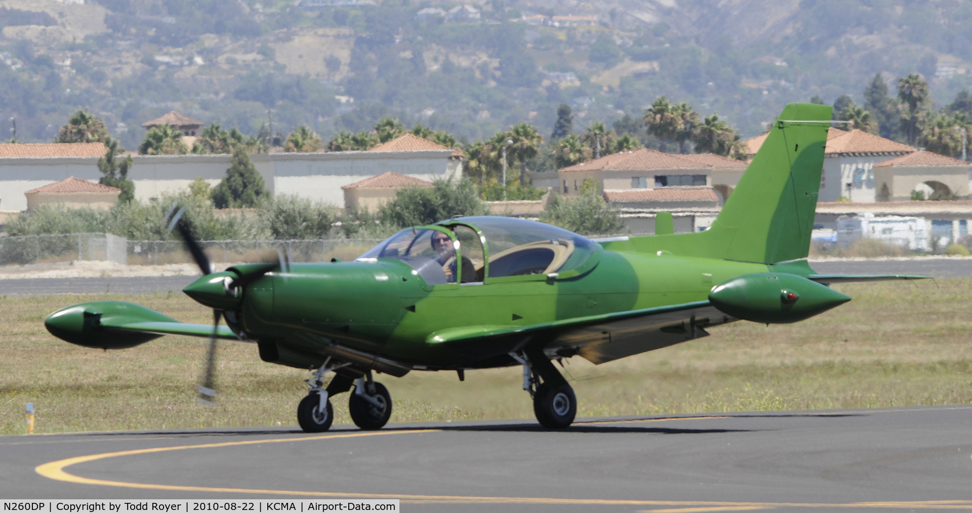 N260DP, 1983 SIAI-Marchetti SF-260TP C/N 009/62-002, 2010 CAMARILLO AIRSHOW