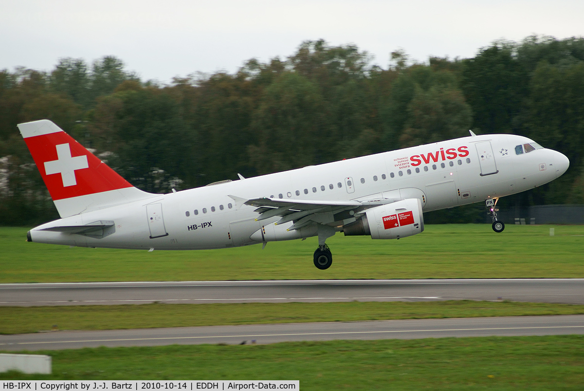 HB-IPX, 1996 Airbus A319-112 C/N 612, DSLR-A230 (55-200 mm)