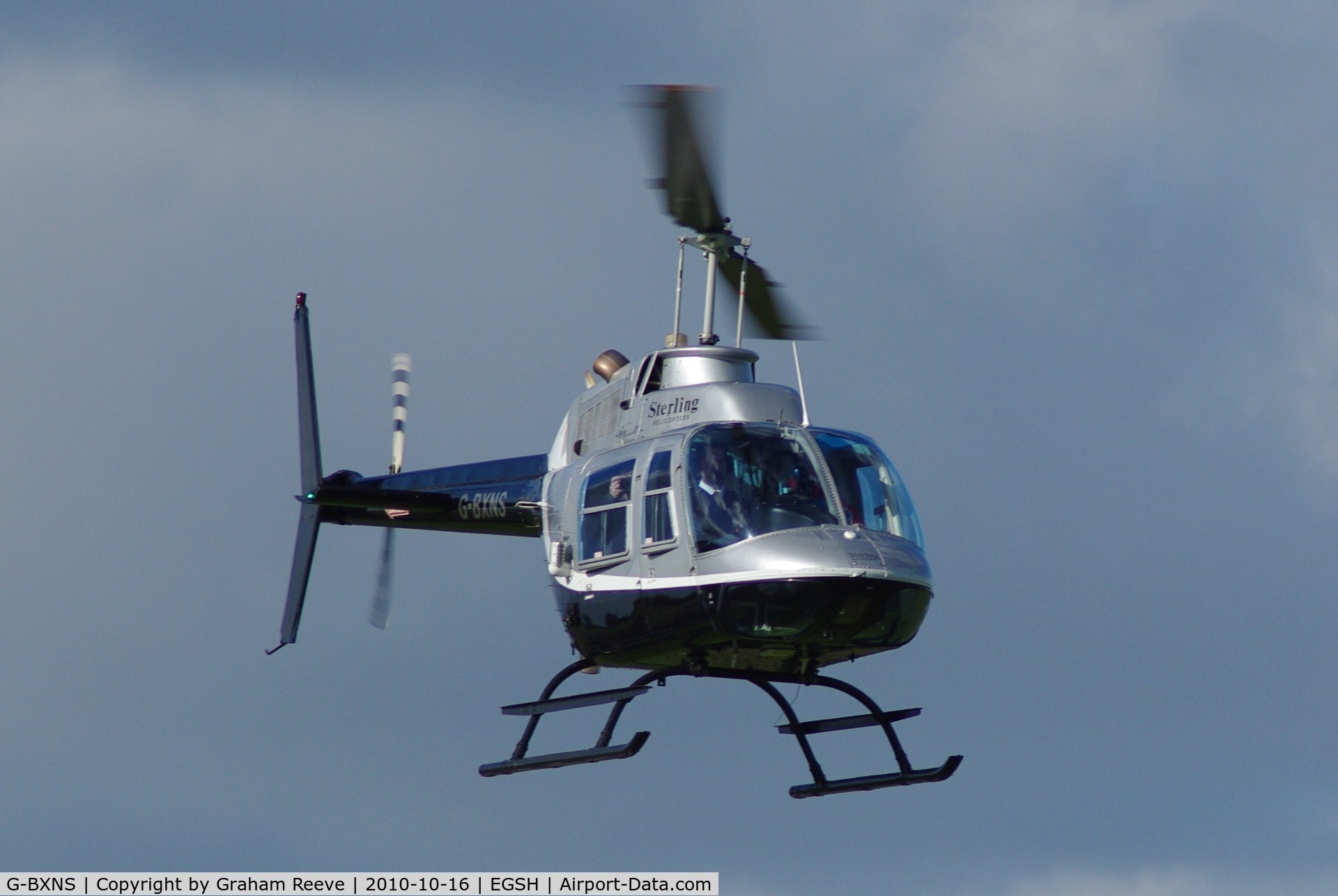 G-BXNS, 1977 Bell 206B JetRanger III C/N 2385, Coming in to land.