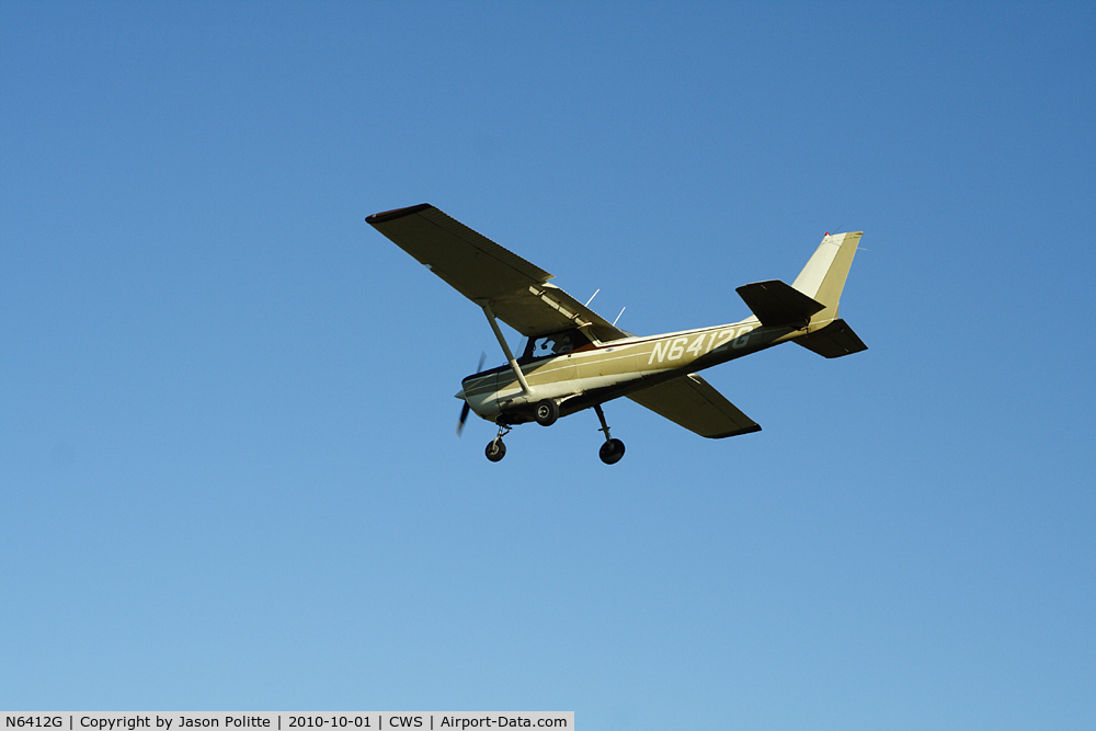 N6412G, 1970 Cessna 150K C/N 15071912, Flying at Cantrell Field