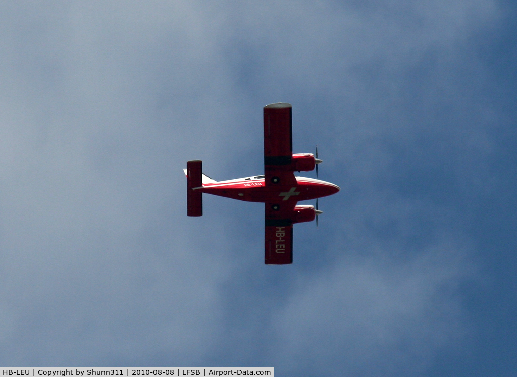 HB-LEU, 1973 Piper PA-34-200 Seneca C/N 34-7450076, Passing above the airport...