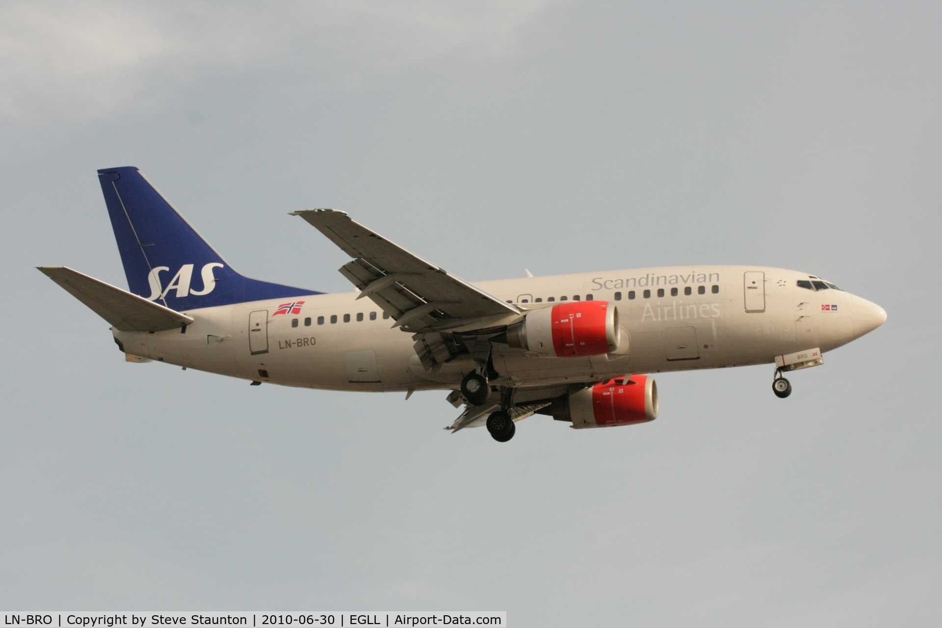 LN-BRO, 1991 Boeing 737-505 C/N 24647, Taken at Heathrow Airport, June 2010