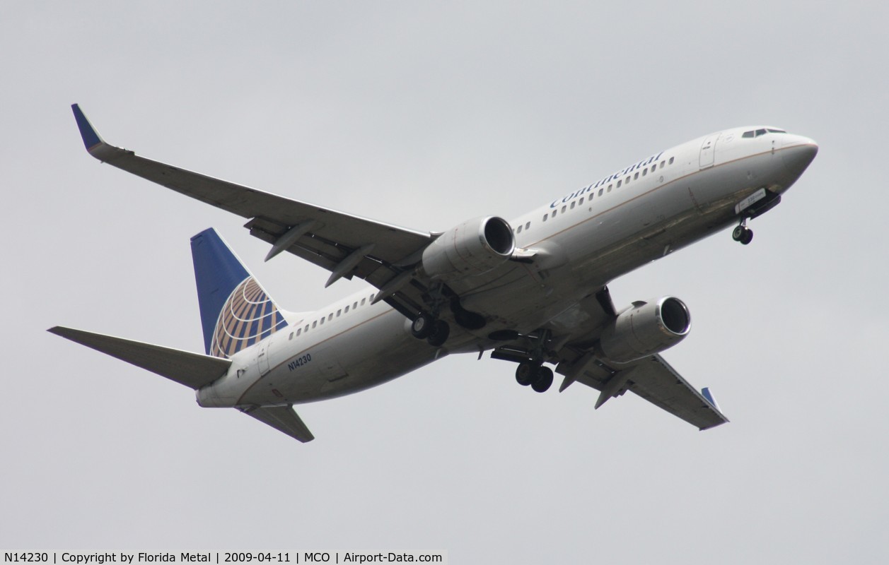 N14230, 1999 Boeing 737-824 C/N 28794, Continental 737-800