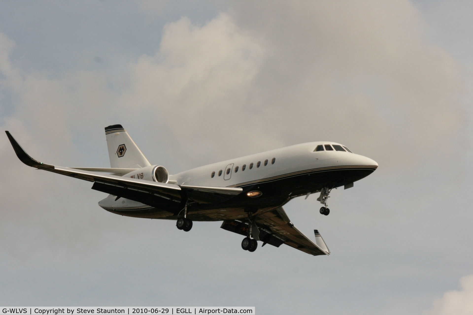 G-WLVS, 2007 Dassault Falcon 2000EX C/N 141, Taken at Heathrow Airport, June 2010