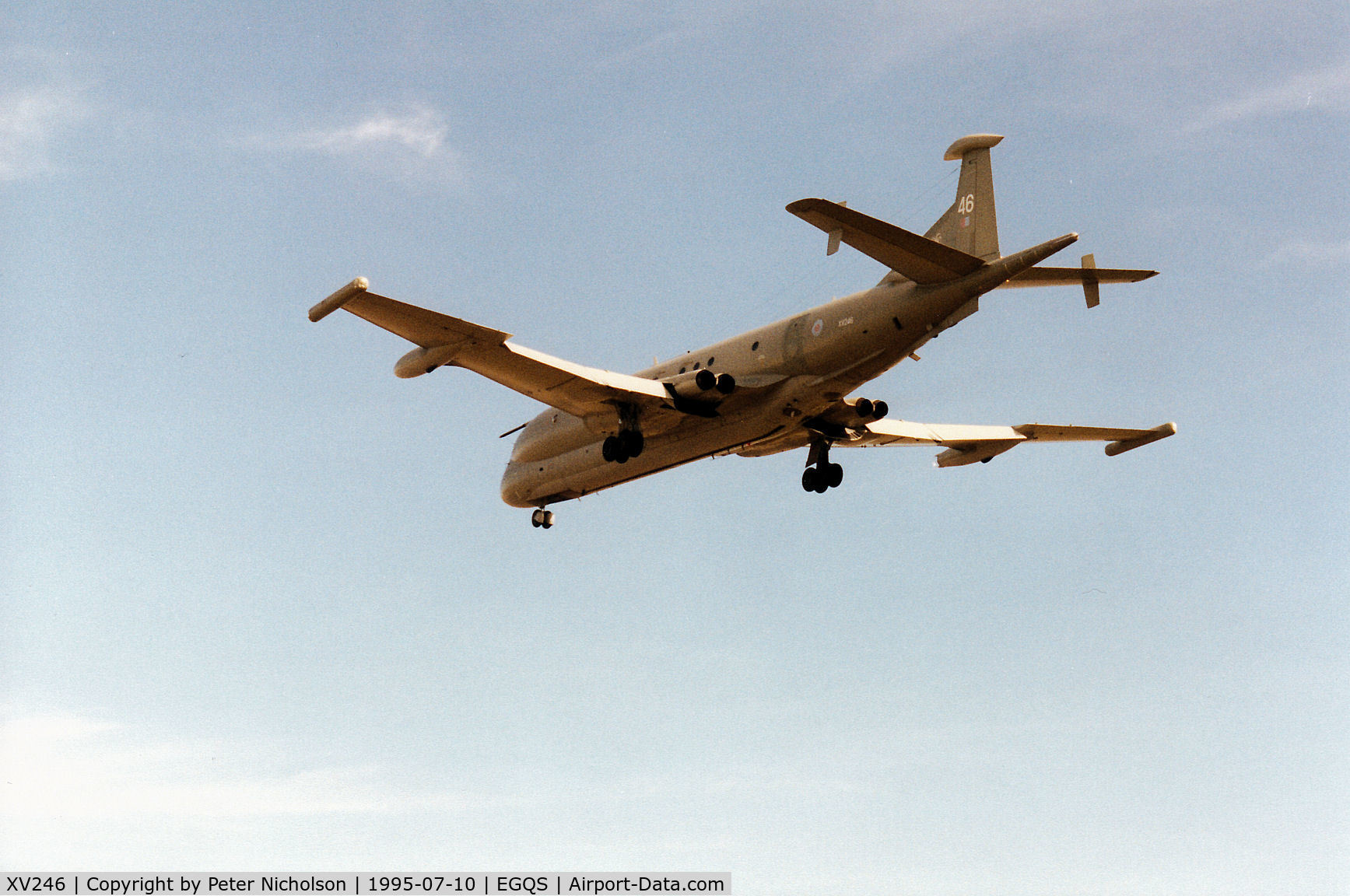 XV246, Hawker Siddeley Nimrod MR.2 C/N 8021, Nimrod MR.2 of the Kinloss Maritime Wing on a practice approach to RAF Lossiemouth in the Summer of 1995.