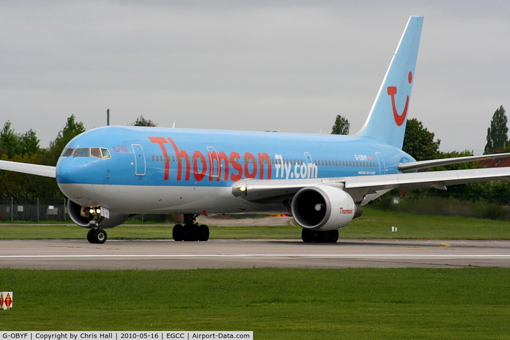 G-OBYF, 1998 Boeing 767-304 C/N 28208, Thomson