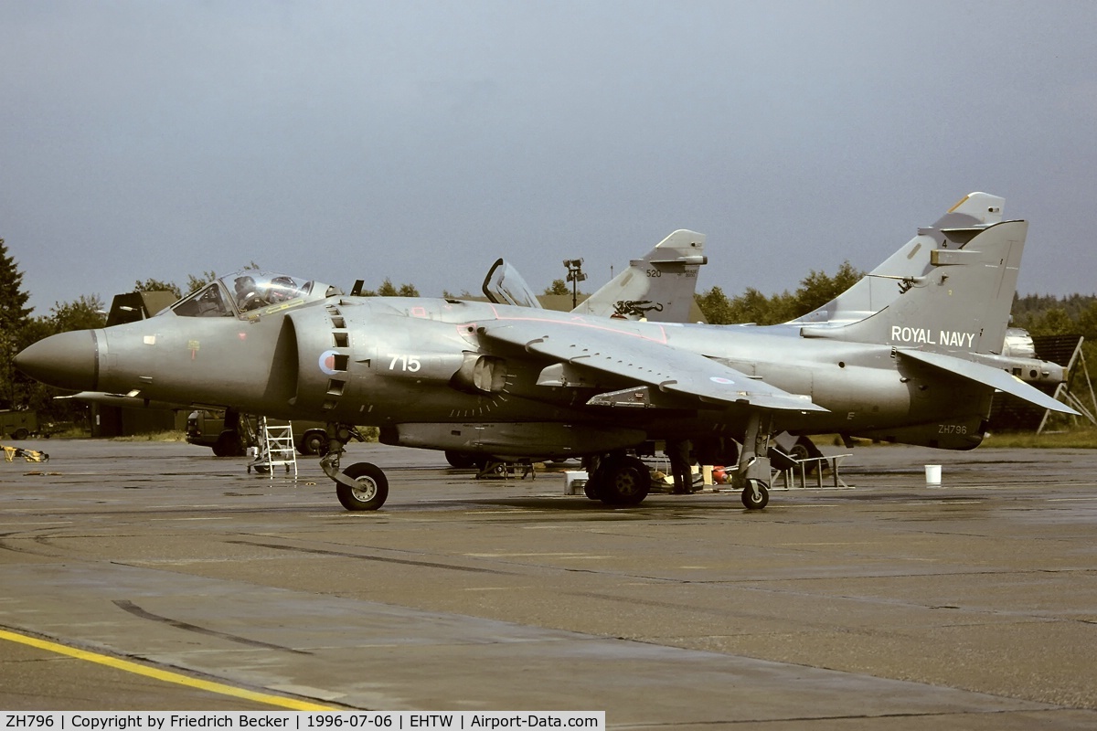 ZH796, 1995 British Aerospace Sea Harrier F/A.2 C/N NB01, taxying to the active