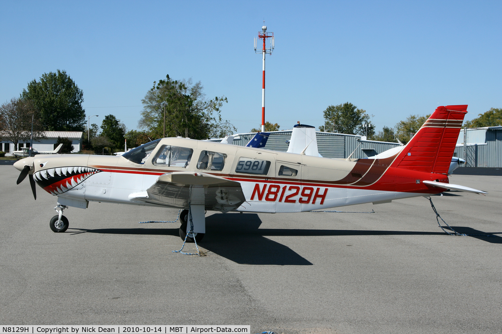 N8129H, 1980 Piper PA-32R-301 Saratoga C/N 32R-8013054, KMBT