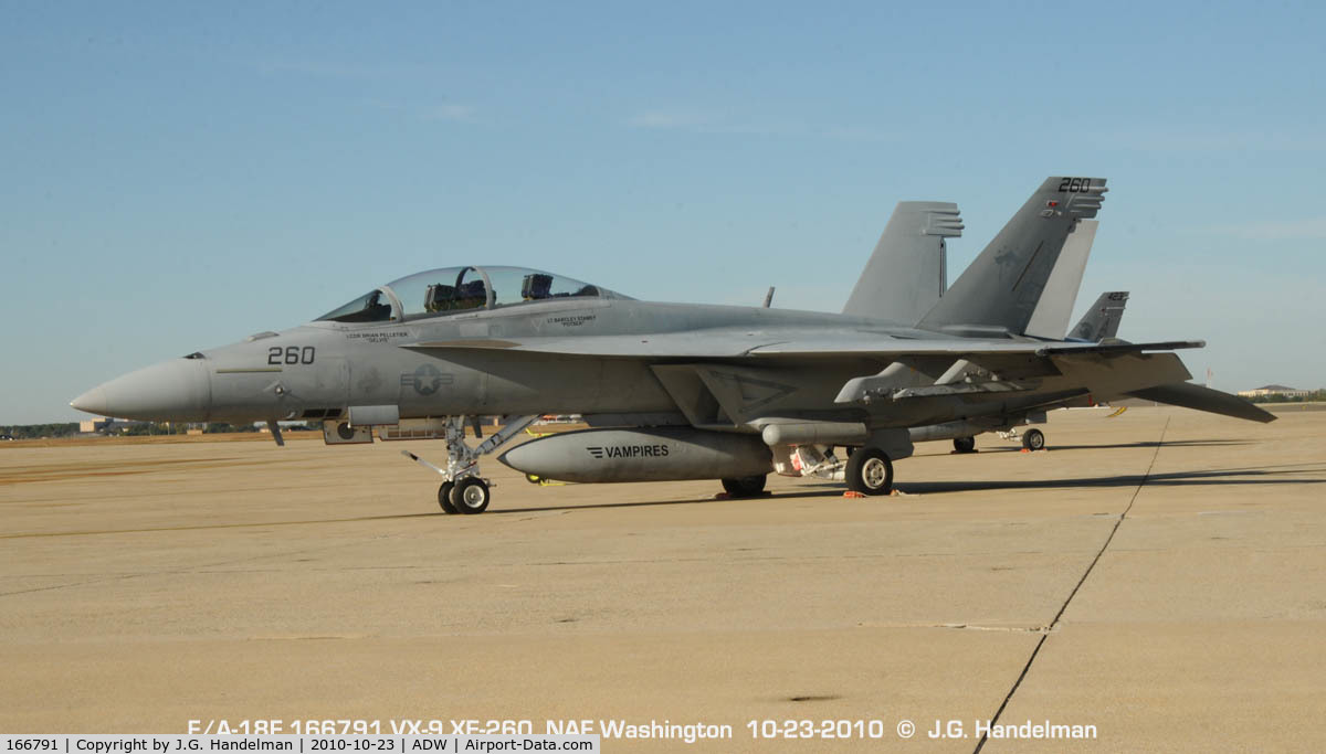166791, Boeing F/A-18F Super Hornet C/N F164, at NAF Washington