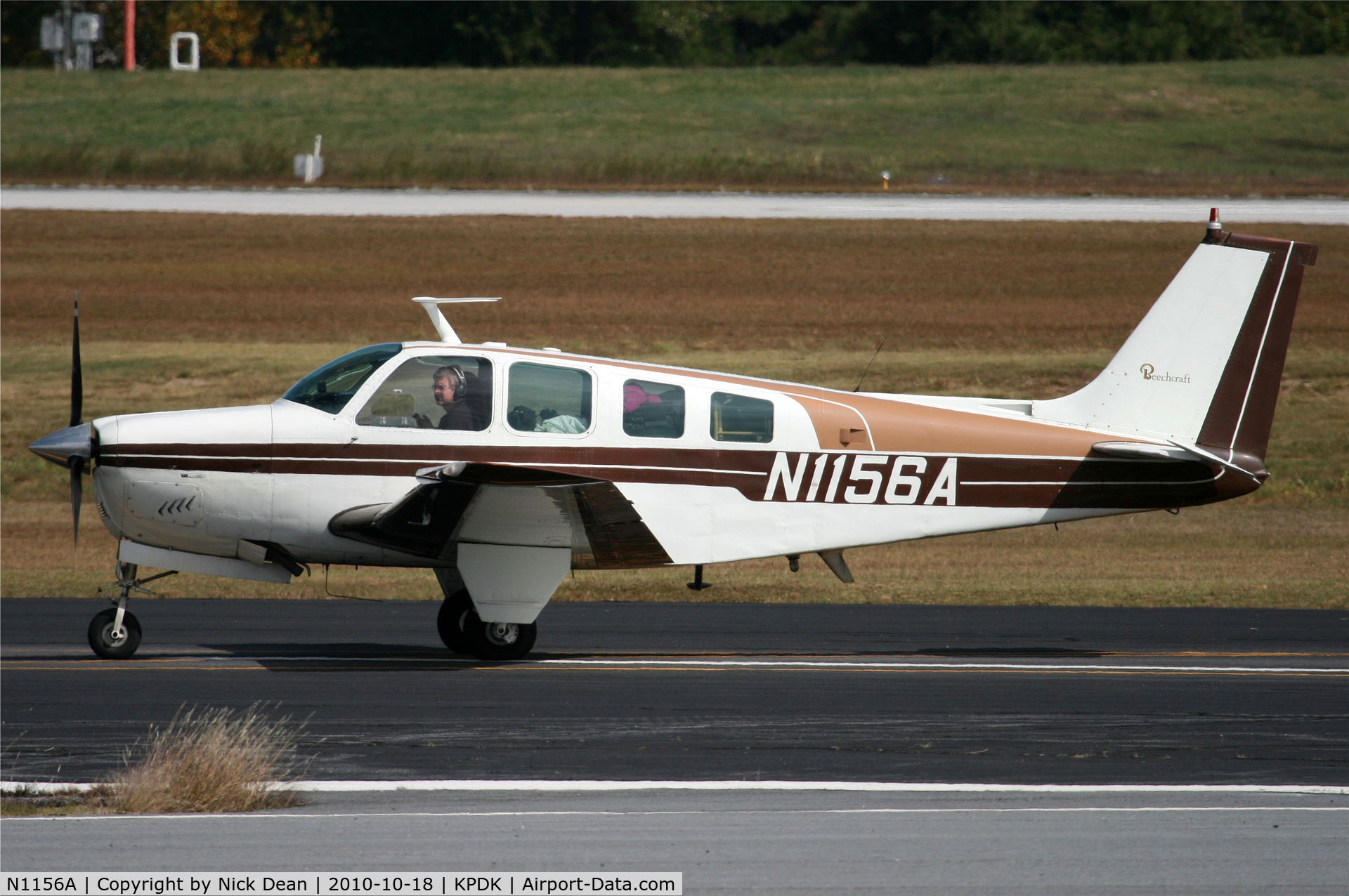 N1156A, 1970 Beech A36 Bonanza 36 C/N E-203, KPDK NBAA 2010