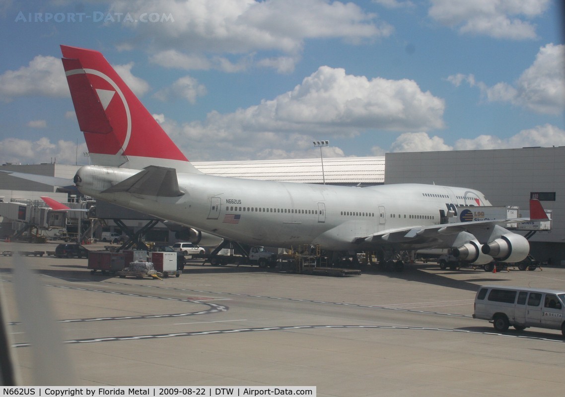 N662US, 1988 Boeing 747-451 C/N 23720, Northwest 747-400