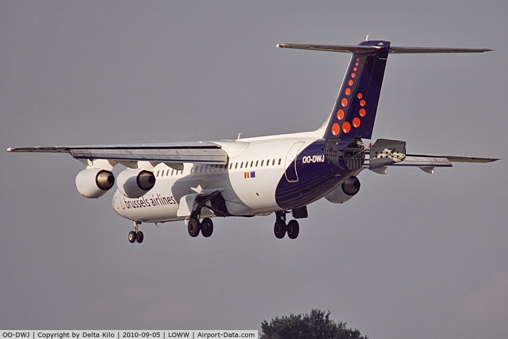 OO-DWJ, 1999 British Aerospace Avro 146-RJ100 C/N E3355, BEL [SN] Brussels Airlines