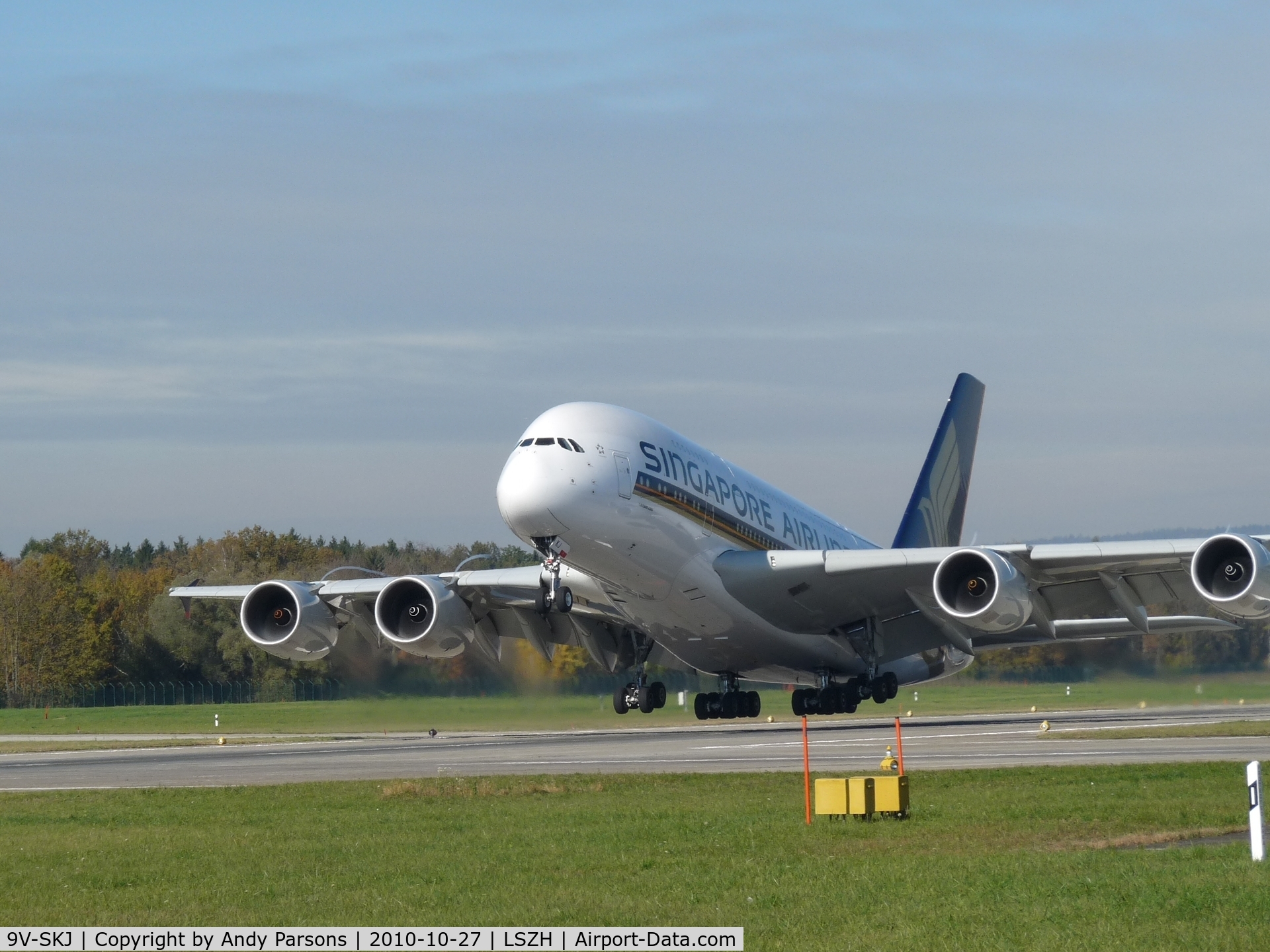9V-SKJ, 2009 Airbus A380-841 C/N 045, departing Zurich