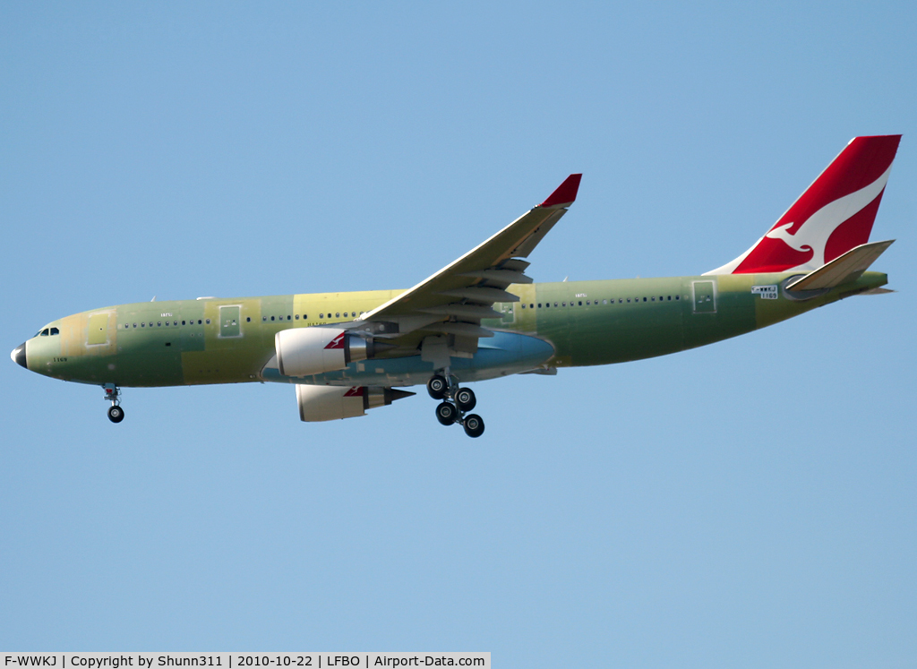 F-WWKJ, 2010 Airbus A330-202 C/N 1169, C/n 1169 - for Qantas