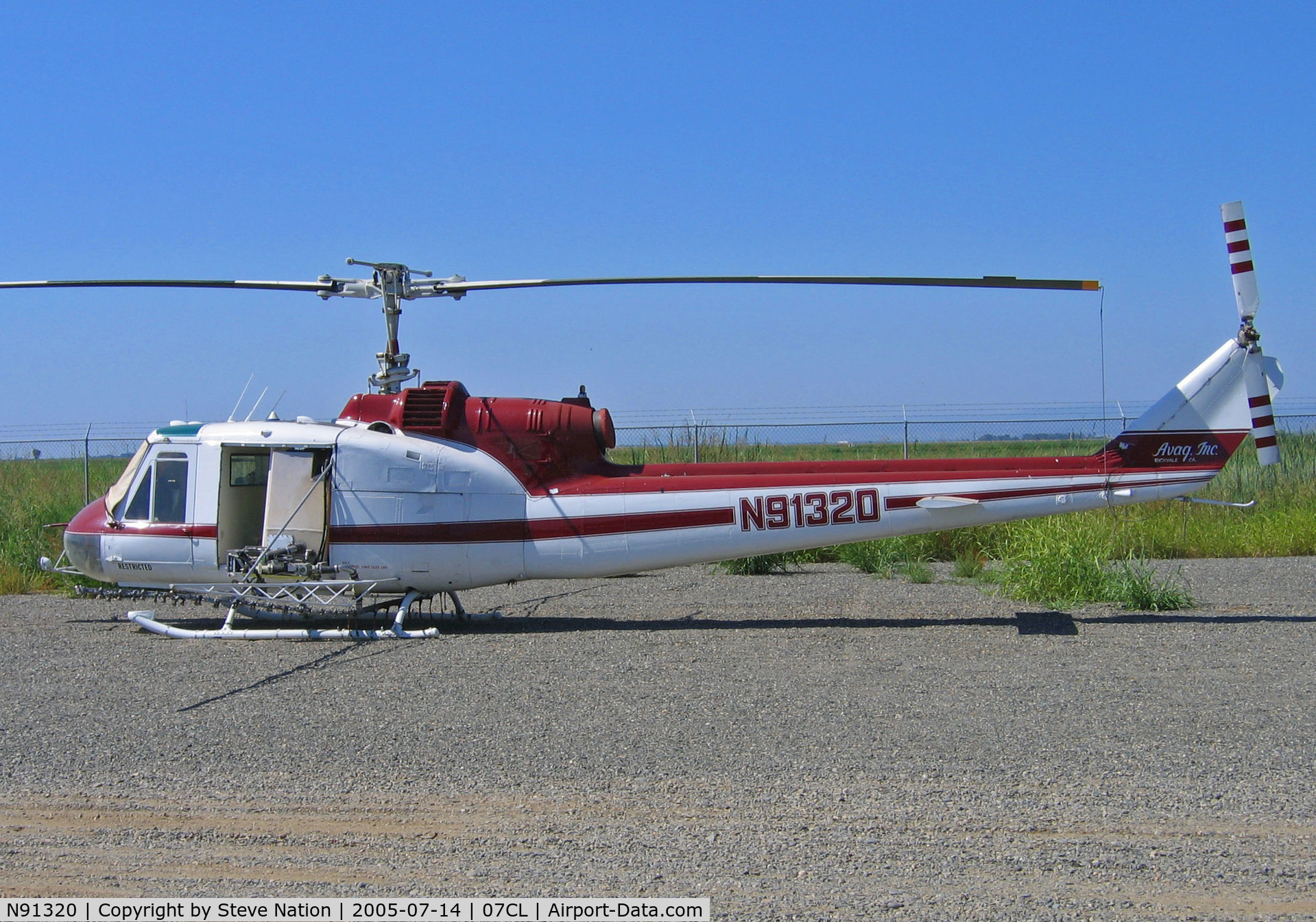 N91320, 1962 Bell UH-1B C/N 62-1887, Avag Inc 1962 Bell UH-1B rigged for spraying at Richvale, CA yard