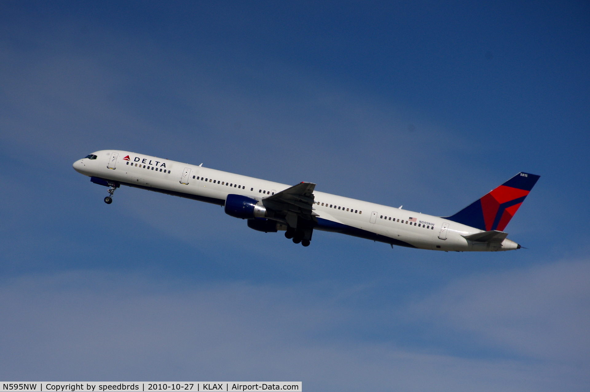 N595NW, 2003 Boeing 757-351 C/N 32995, Delta Air Lines.  Ex-Northwest Airlines 757-300 edition.