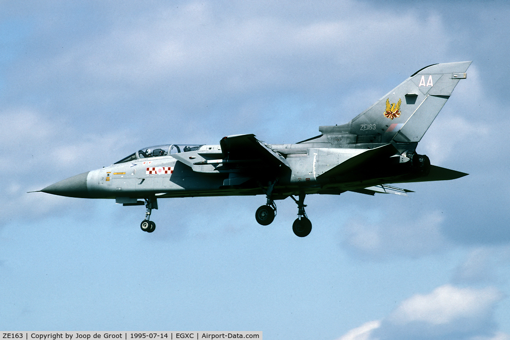 ZE163, 1987 Panavia Tornado F.3 C/N 529/AT012/3238, return to its home base.